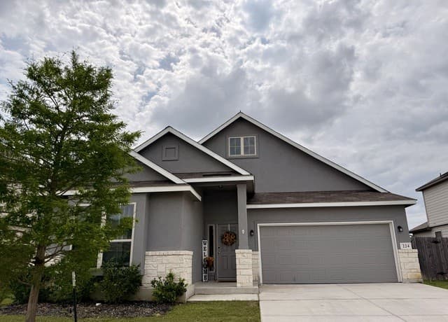 3-bedroom rental at 224 Pudu Trl in Cibolo, TX — photo 2