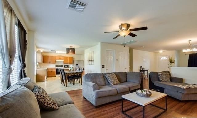 3-bedroom rental at 9418 Wolf Pt in San Antonio, TX — photo 1