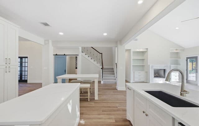5-bedroom rental at 3011 River Way in Spring Branch, TX — photo 3