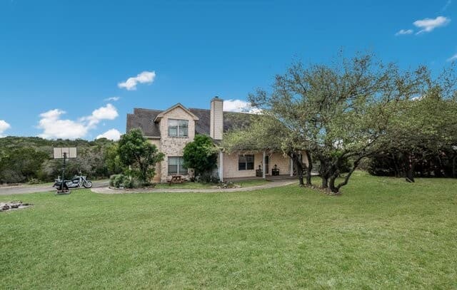 4-bedroom rental at 7003 Portsmouth in Spring Branch, TX — photo 4