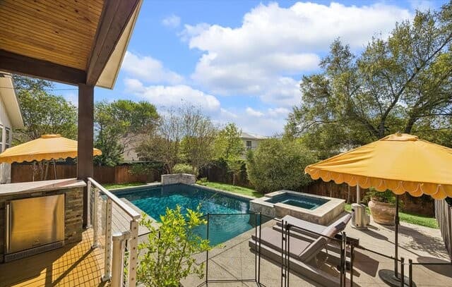 3-bedroom rental at 1016 Wiltshire Ave in San Antonio, TX — photo 1