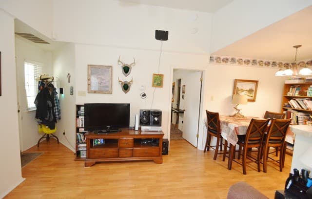 1-bedroom rental at 4803 Hamilton Wolfe Road Unit 704 in San Antonio, TX — photo 3