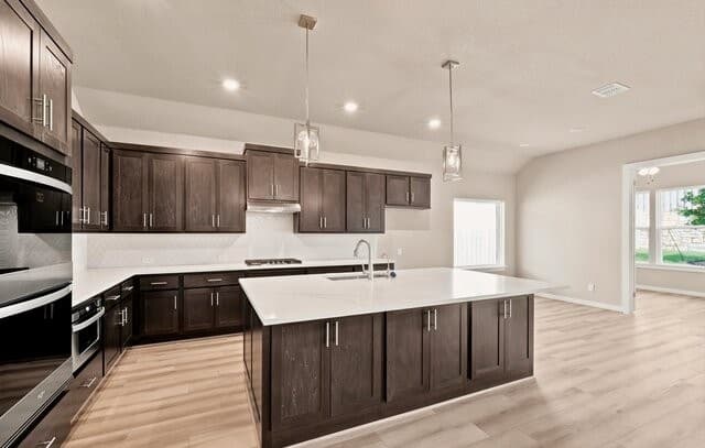 4-bedroom rental at 9929 Aurora Hill in Boerne, TX — photo 4