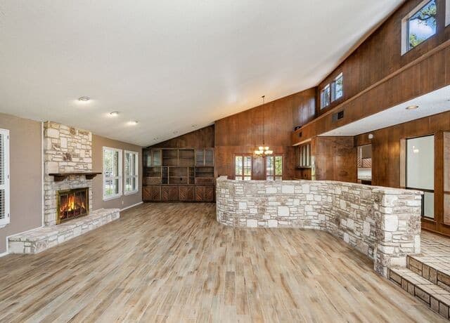 4-bedroom rental at 200 Garrapata Lane in Hollywood Park, TX — photo 5