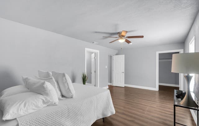 4-bedroom rental at 4236 Lonesome Trl in Von Ormy, TX — photo 4