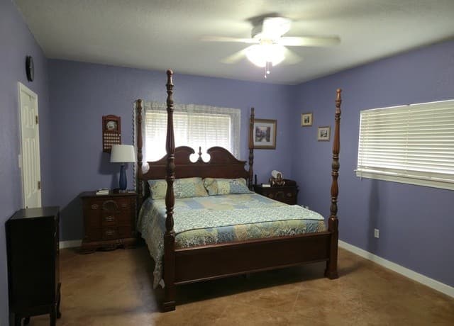 3-bedroom rental at 124 Elm Country Dr in La Vernia, TX — photo 2