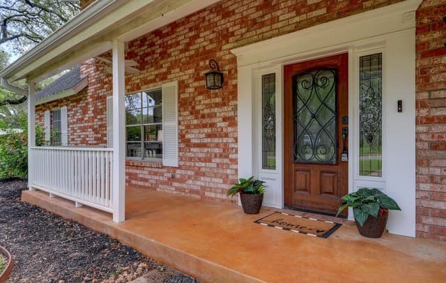 4-bedroom rental at 155 William Classen in Hollywood Park, TX — photo 5
