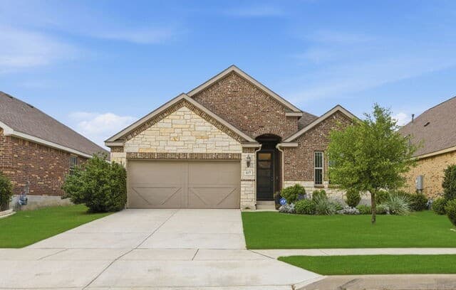Home for sale at 117 Dovetail St in Boerne, TX — photo 2