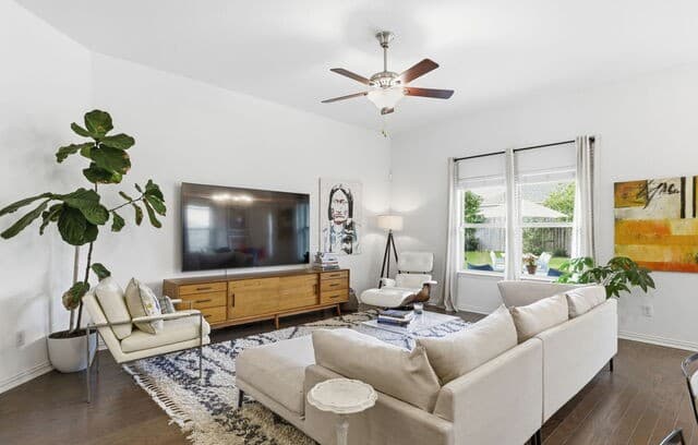 Home for sale at 117 Dovetail St in Boerne, TX — photo 5
