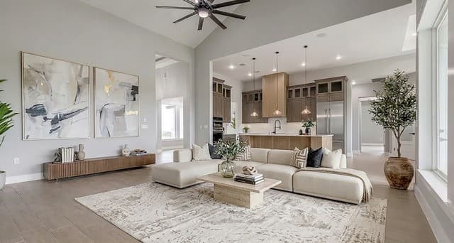 5-bedroom rental at 136 Sunset in La Vernia, TX — photo 3
