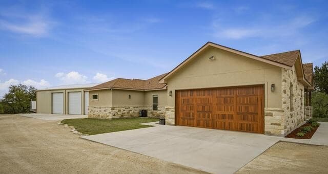 3-bedroom rental at 134 Stallion Estates Dr in Spring Branch, TX — photo 4