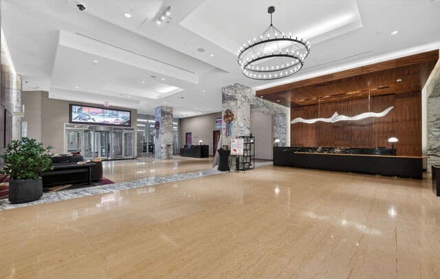 2-bedroom rental at 610 E Market St Unit UNIT 2605 in San Antonio, TX — photo 3