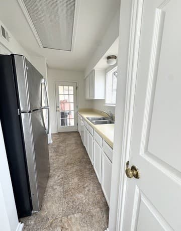 1-bedroom rental at 11839 Parliament St Unit 221 in San Antonio, TX — photo 5