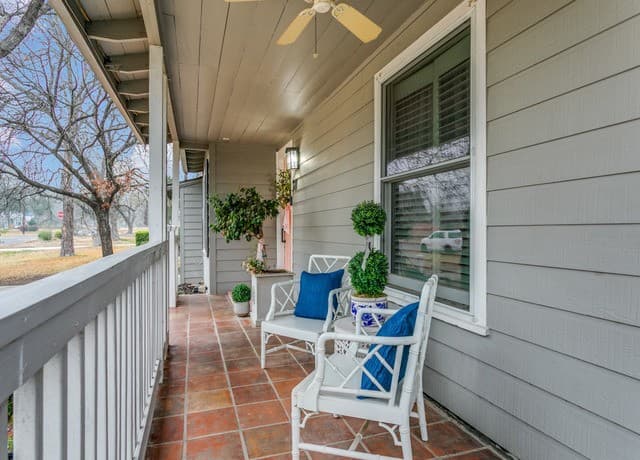 3-bedroom rental at 311 Brees in San Antonio, TX — photo 3