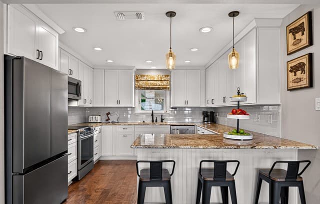 4-bedroom rental at 104 Wild Cherry Ln in Boerne, TX — photo 3