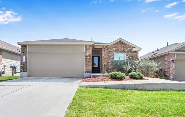 3-bedroom rental at 6854 Hibiscus Fls in San Antonio, TX — photo 1