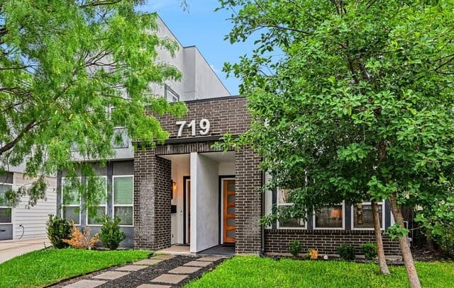 3-bedroom rental at 719 Eleanor Ave Unit 102 in San Antonio, TX — photo 5