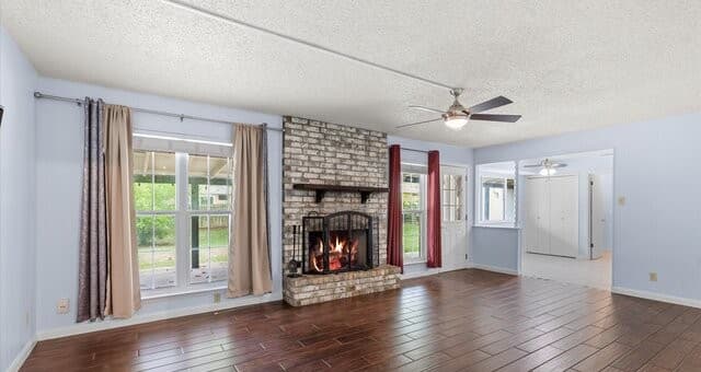 Home for sale at 8338 Delphian Dr in Universal City, TX — photo 5