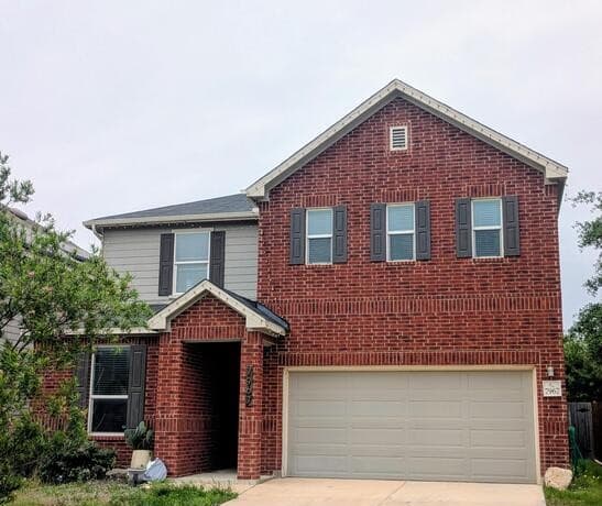 3-bedroom rental at 7967 Hanging Br in San Antonio, TX — photo 1
