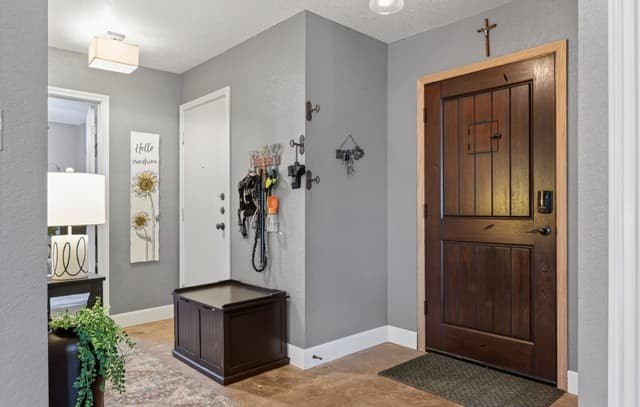 3-bedroom rental at 209 Gatewood Falls in Cibolo, TX — photo 3