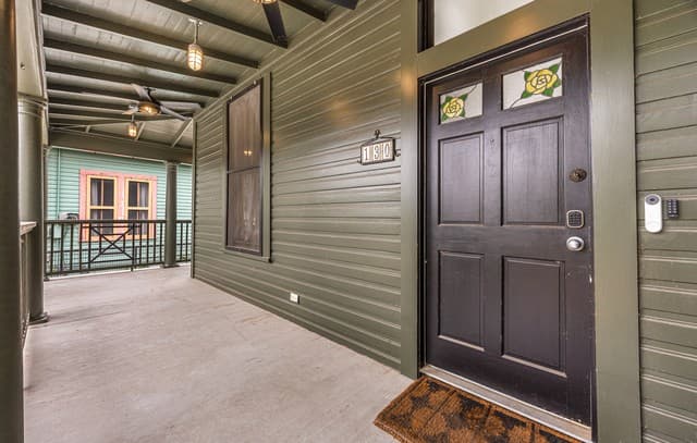 3-bedroom rental at 130 Delaware St in San Antonio, TX — photo 3