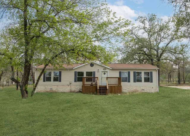 Home for sale at 135 Savannah Ridge in Von Ormy, TX — photo 2