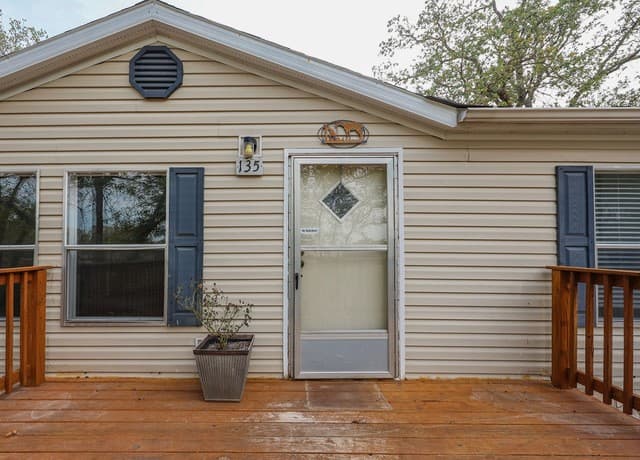 Home for sale at 135 Savannah Ridge in Von Ormy, TX — photo 3