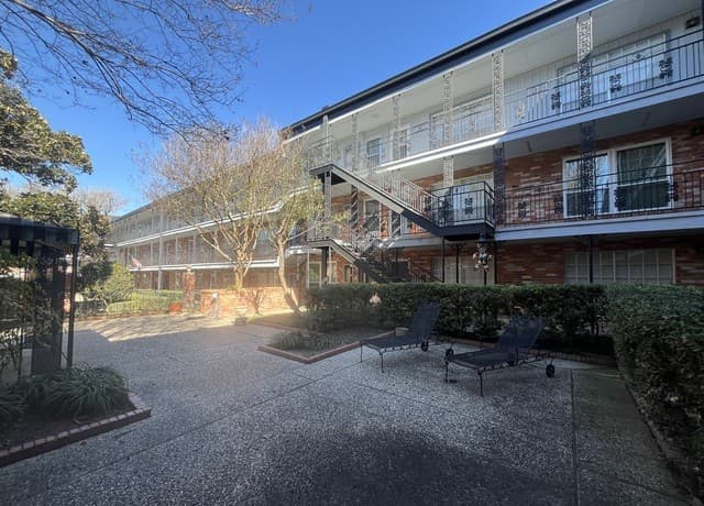 1-bedroom rental at 8401 N New Braunfels Ave Unit 146 in San Antonio, TX — photo 1