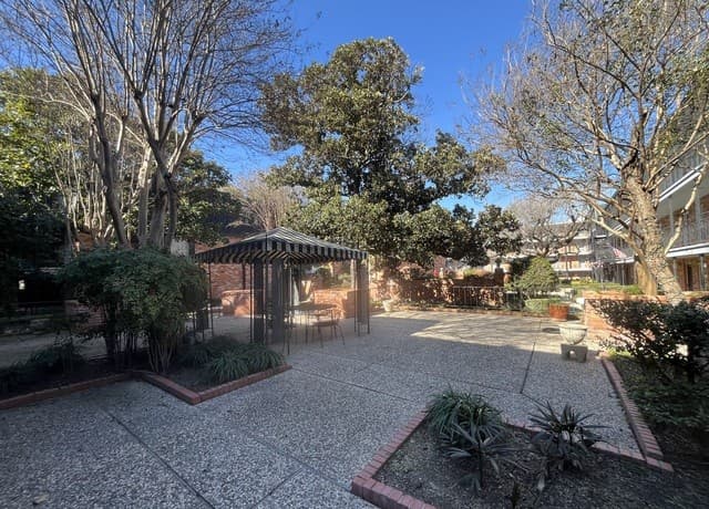 1-bedroom rental at 8401 N New Braunfels Ave Unit 146 in San Antonio, TX — photo 2
