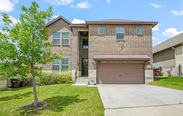 5-bedroom rental at 26067 Scenic Crest Blvd in Boerne, TX — photo 1