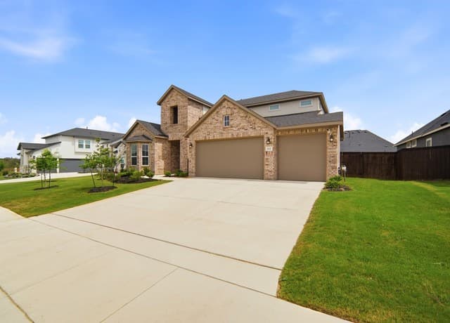 5-bedroom rental at 532 Caliban in Cibolo, TX — photo 2