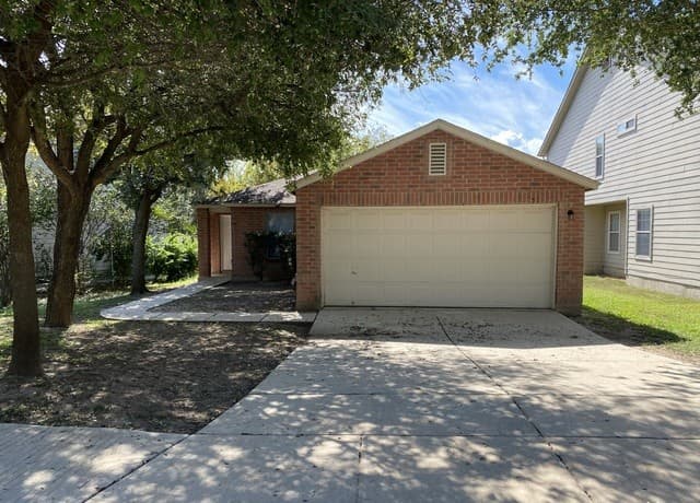 3-bedroom rental at 511 Mathis Meadows in San Antonio, TX — photo 1