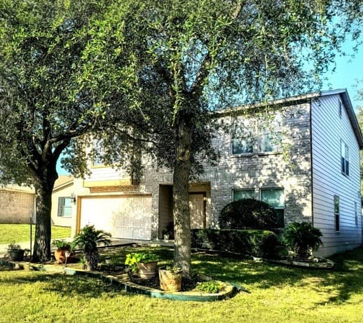 3-bedroom rental at 10006 Fisherman Pier in San Antonio, TX — photo 1