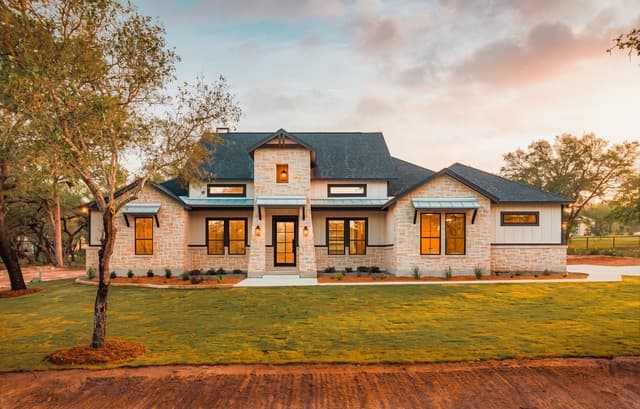 4-bedroom rental at 104 Reserve Court in La Vernia, TX — photo 1