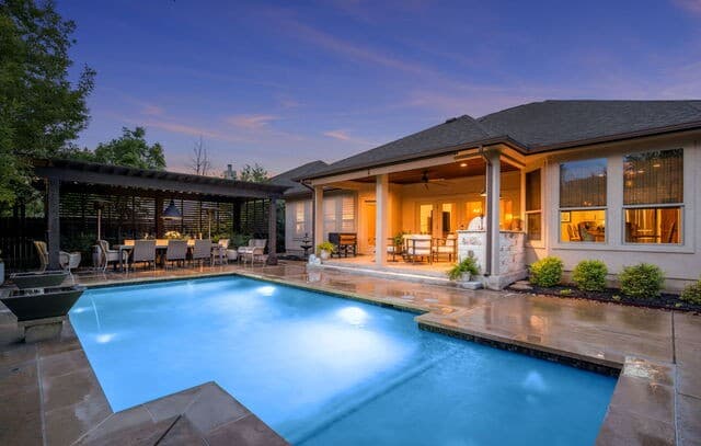 4-bedroom rental at 193 Autumn Rdg in Boerne, TX — photo 1