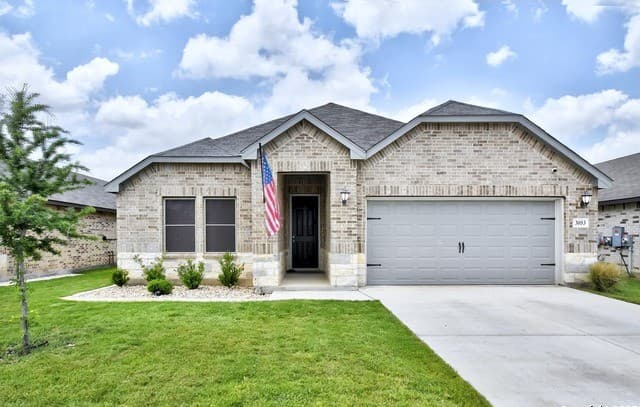 4-bedroom rental at 3053 Casillero in Schertz, TX — photo 1
