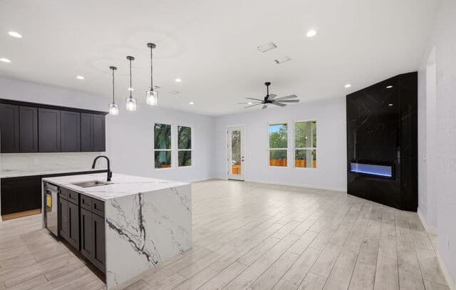 3-bedroom rental at 1194 Bob White in Spring Branch, TX — photo 4