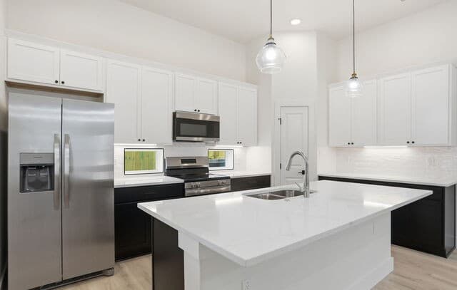 2-bedroom rental at 1147 Paniolo Dr in Boerne, TX — photo 4