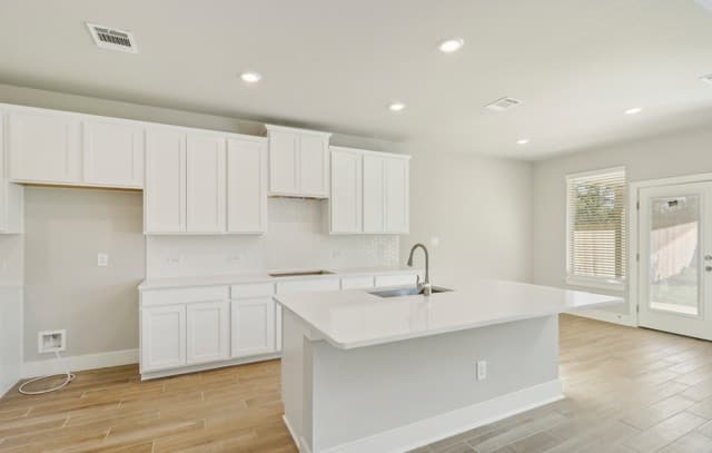 4-bedroom rental at 10418 Tiger Shark Ave in Boerne, TX — photo 2