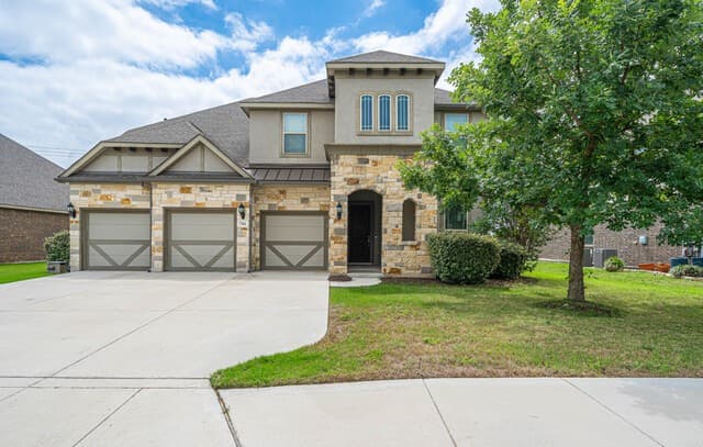 4-bedroom rental at 744 Mesa Verde in Schertz, TX — photo 3