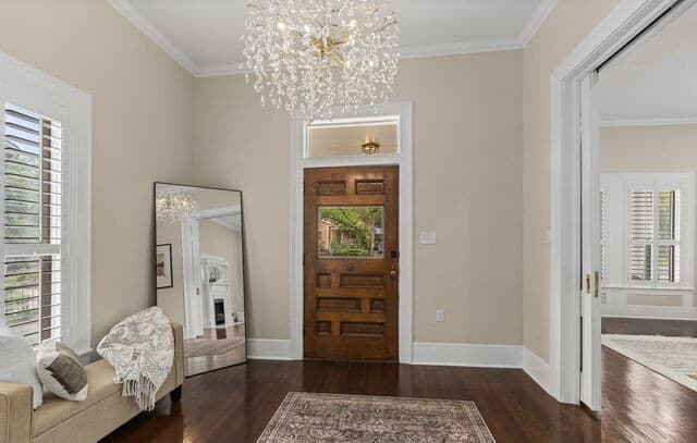 3-bedroom rental at 617 E Guenther in San Antonio, TX — photo 5
