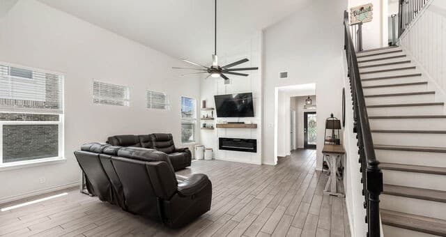 4-bedroom rental at 646 Overlook Rdg in Cibolo, TX — photo 3