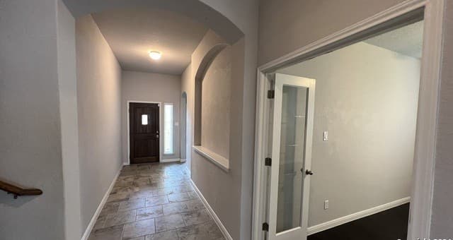 5-bedroom rental at 4576 Scots Elm in Schertz, TX — photo 5