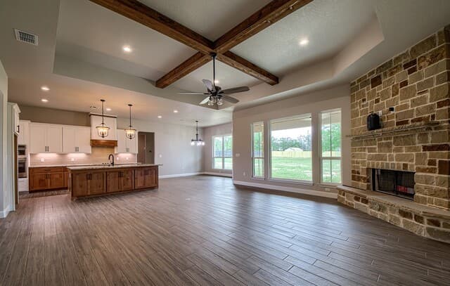 4-bedroom rental at 116 Hondo Ridge Dr in La Vernia, TX — photo 4