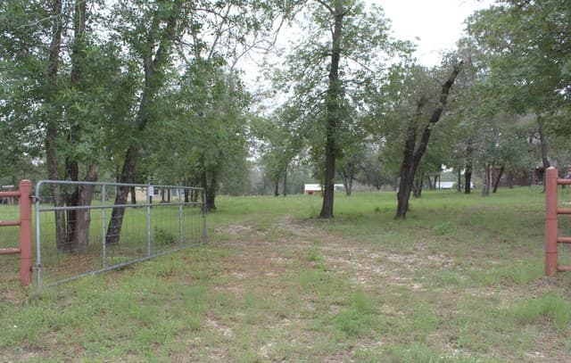 2-bedroom rental at 278 County Road 6862 in Natalia, TX — photo 1