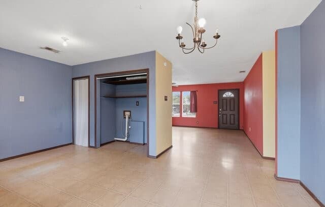 3-bedroom rental at 4615 Waterwood Pass Dr in Elmendorf, TX — photo 4