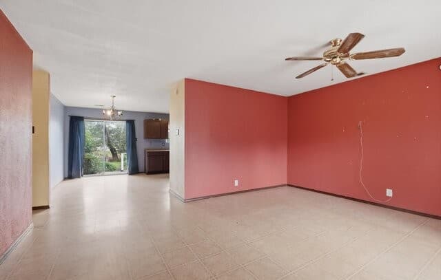 3-bedroom rental at 4615 Waterwood Pass Dr in Elmendorf, TX — photo 5