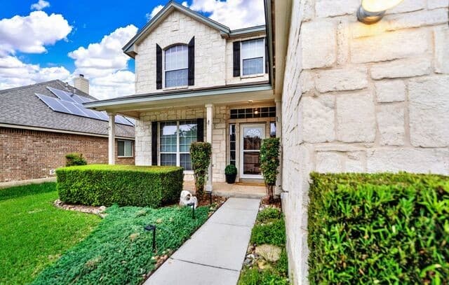 Home for sale at 9223 Tay Dr in Helotes, TX — photo 4