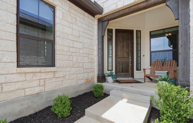 3-bedroom rental at 74 Monarca Blvd in Boerne, TX — photo 3