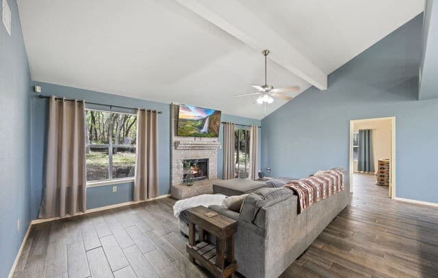 Home for sale at 133 Wagon Cir in Bandera, TX — photo 4